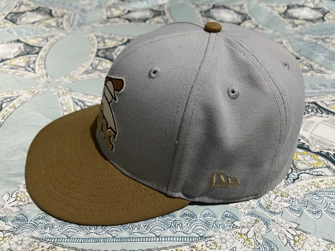 PRE-LOVED CHICAGO WHITE SOX (Category: Caps & Hats) located in Alfonso Lista (Potia). Submitted by saintmarysthrift (Listing ID 1466094671, Image 3). Description: Selling my personal collection of New Era 75 Anniversary edition of Chicago White Sox. Condition:like new Asking Price: 1650 .