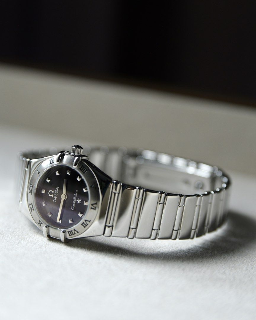 Pre-owned Constellation My Choice Black Dial (Category: Luxury Watches) located in Quezon City. Submitted by watchcollective.ph (Listing ID 1466093836, Image 2). Description: Constellation 'My Choice' Black Dial ₱48,800 Reference: 1561.51 Year: 2000s Case Size: 22.5mm Wrist Size: 17cm Pre-owned. Very good condition. Comes with replacement box..