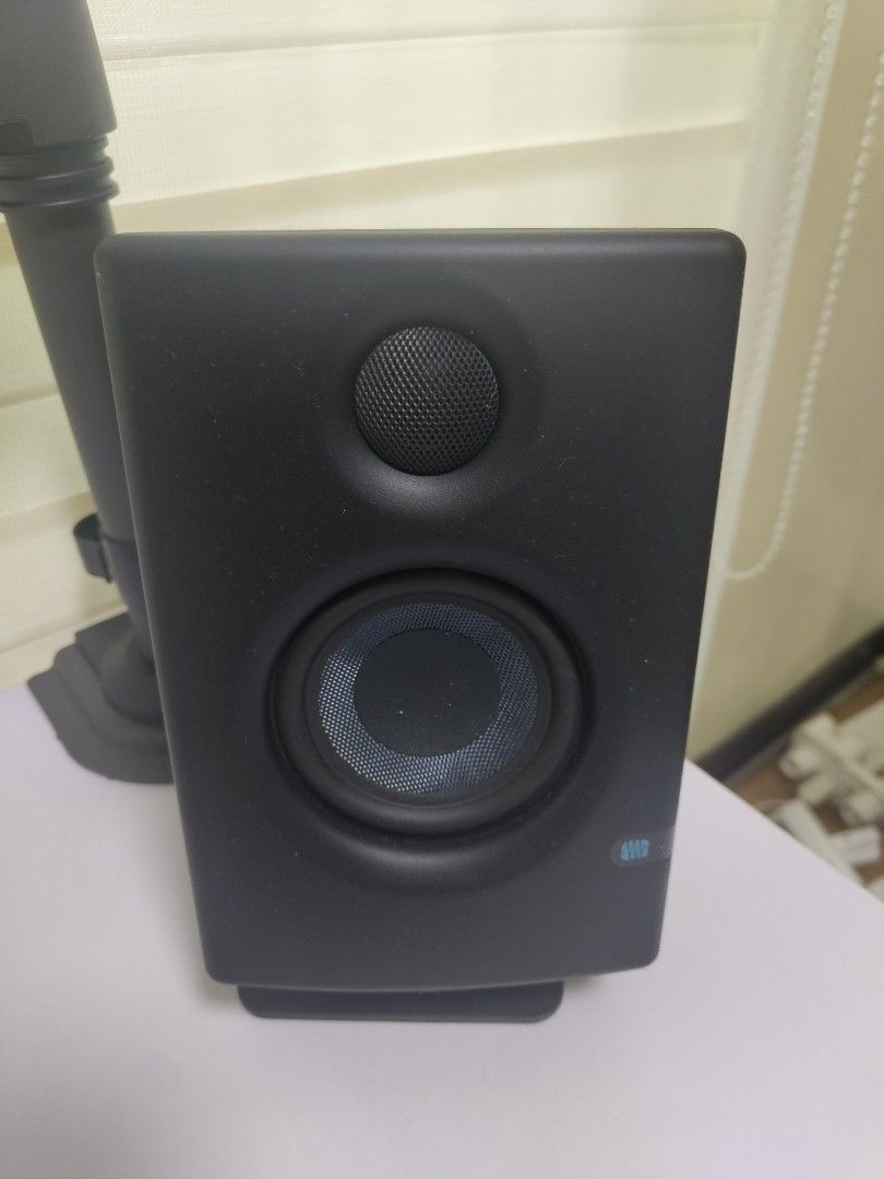 Presonus Eris 3.5 Studio Monitors & Presonus Studio 24C Audio Interface (Category: Soundbars, Speakers & Amplifiers) located in Makati City. Submitted by matthewjasperlo (Listing ID 1466053336, Image 3). Description: Yung Eris lang ang may box. Natapon na ata box ng 24C. Freebies: - 2 balanced cables para iconnect ung 24c sa eris. - monitor speakers stand Reason for selling: Decluttering. Masikip na sa condo lalo na may toddler..
