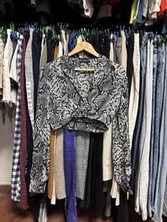 (Category: ) located in . Submitted by isabelasthriftclothes (Listing ID 1466094674, Image 1). Description: .