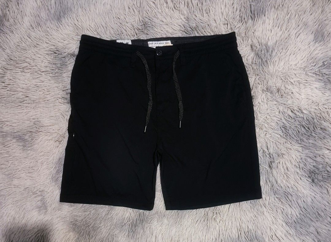 PROJEK RAW OUTDOOR SHORT (Category: Shorts) located in Davao. Submitted by nevar07 (Listing ID 1466079336, Image 2). Description: SIZE WAIST: 36-37 LENGTH: 19 OPEN LEG: 11 WITH 5 POCKET STRETCHABLE EXCELLENT CONDITION LIKE NEW NO ISSUE DM TO PURCHASE 📥 𝐑𝐄𝐌𝐈𝐍𝐃𝐄𝐑: •𝐂𝐨𝐥𝐨𝐫 𝐦𝐚𝐲 𝐯𝐚𝐫𝐲 𝐝𝐮𝐞 𝐨𝐟 𝐭𝐡𝐞 𝐥𝐢𝐠𝐡𝐭𝐢𝐧𝐢𝐧𝐠 •𝐀𝐥𝐥 𝐢𝐭𝐞𝐦𝐬 𝐚𝐫𝐞 𝐭𝐡𝐫𝐢𝐟𝐭𝐞𝐝/𝐟𝐫𝐨m 𝐮𝐤𝐚𝐲 𝐛𝐚𝐥𝐞. 𝐋𝐢𝐦𝐢𝐭 𝐚𝐧𝐝 𝐩𝐥𝐞𝐚𝐬𝐞 𝐦𝐚𝐧𝐚�