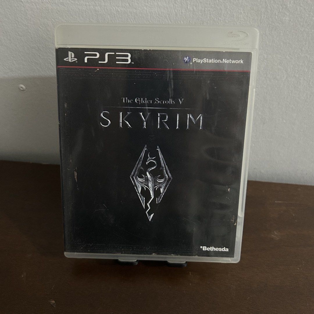 PS3: The Elder Scroll V Skyrim (Category: PlayStation) located in Quezon City. Submitted by argamenest (Listing ID 1466146674, Image 1). Description: Item tested and working with manual (can provide additional pics and vids for sure buyers only) 📍 Fairview QC.