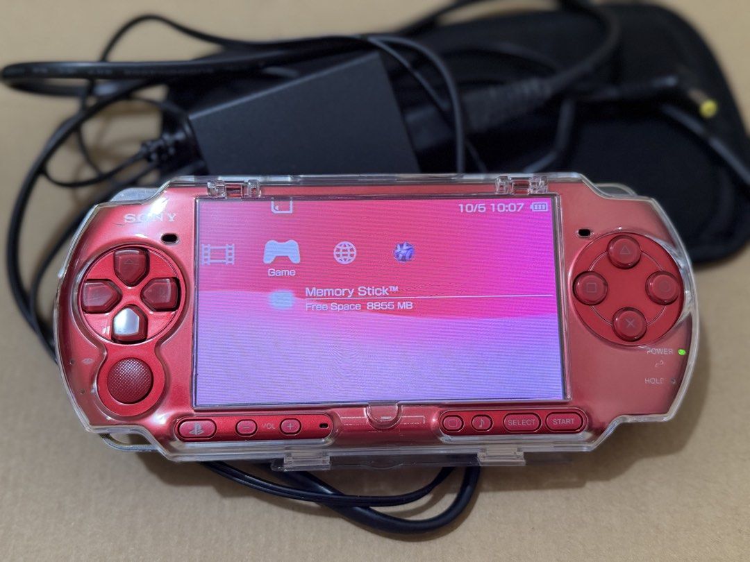 PSP 3000 (Category: PlayStation) located in Tarlac. Submitted by arteesan (Listing ID 1466150577, Image 3). Description: PSP 3000 Slim 16GB JB New battery Issue: wear Umd.