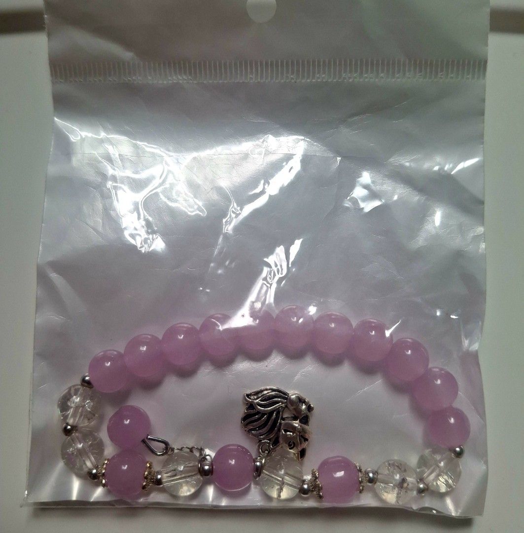 Purple Crystal Fox Bead Charm Bracelet (Category: Bracelets) located in Taguig. Submitted by fits.for.less (Listing ID 1466099153, Image 2). Description: 60 pesos MOP: Gcash MOD: lalamove/grab, pick-up if malapit lang.