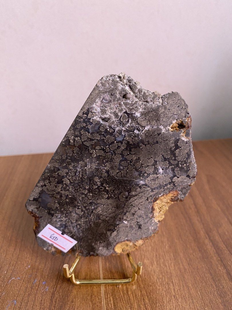 Pyrite with Agate Slab (Category: Precious Stones) located in Manila. Submitted by amldeguzma50916 (Listing ID 1466097122, Image 1). Description: Pyrite with agate Slab.