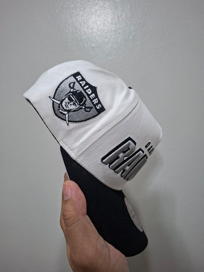 Raiders Draft Day (Category: Caps & Hats) located in Cainta. Submitted by cap_pits (Listing ID 1466034760, Image 2). Description: Pro Pinch Fit Legit & authentic 100%.