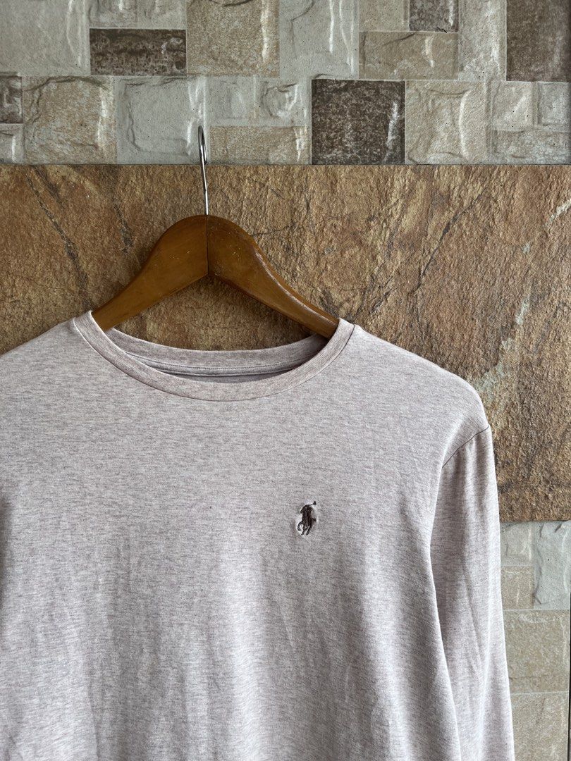 RALPH LAUREN - SMALL LOGO DESIGN LONGSLEEVES (Category: Coats, Jackets and Outerwear) located in Bacolod City. Submitted by timelessbyjosh (Listing ID 1466017838, Image 2). Description: BEST FOR CASUAL & COZY OUTFITS SIZE : XS ACTUAL COLOR : LIGHT BROWN COLOR RATE : 10 OUT OF 10 CONDITION : NEAR NEW MATERIAL : 100 % COTTON MADE IN : CAMBODIA FLAWS : NONE DIMENSIONS LENGTH - 24. 5 WIDTH ( ARMPIT TO ARMPIT ) - 19 SHOULDER TO SHOULDER - 19 SLEEVE LE