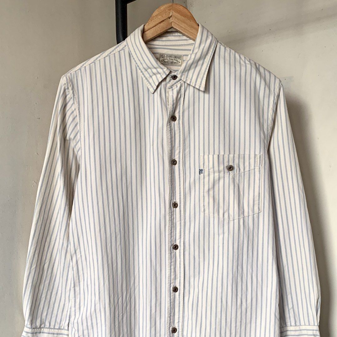 RALPH LAUREN RL OXFORD (Category: Formal Shirts) located in Cebu City. Submitted by thegoodleftovers (Listing ID 1465972241, Image 1). Description: RALPH LAUREN 🏇 Oxfords •Condition: 9.5/10 •Color rate: 9.5/10 •Issue: none •Size: Small to Medium 📍Cream Length 27.5 inches Width 20.5 inches Php + sf 📩 more details Cebu City.