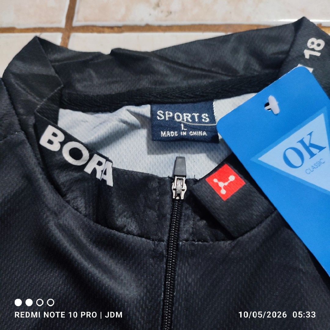 Random Bike Jersey (Category: Activewear) located in Antipolo. Submitted by klashnikov (Listing ID 1465964637, Image 2). Description: Selling bnew Bicycle Jersey, I have 2 different designs and colors,expandable Size:L Dimes:W19.5xL24 Condition:Bnew ColorRate:10/10 Honest issue:none Payment option:Bank transfer,gcash,cash ₱250 only Pwede videocall for legitimacy Pwede pickup sa aking munting garahe waze (JDM thrift shop) Pwedeng meetup around upp