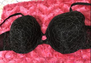 (Category: ) located in . Submitted by jennyitems (Listing ID 1466139796, Image 1). Description: .