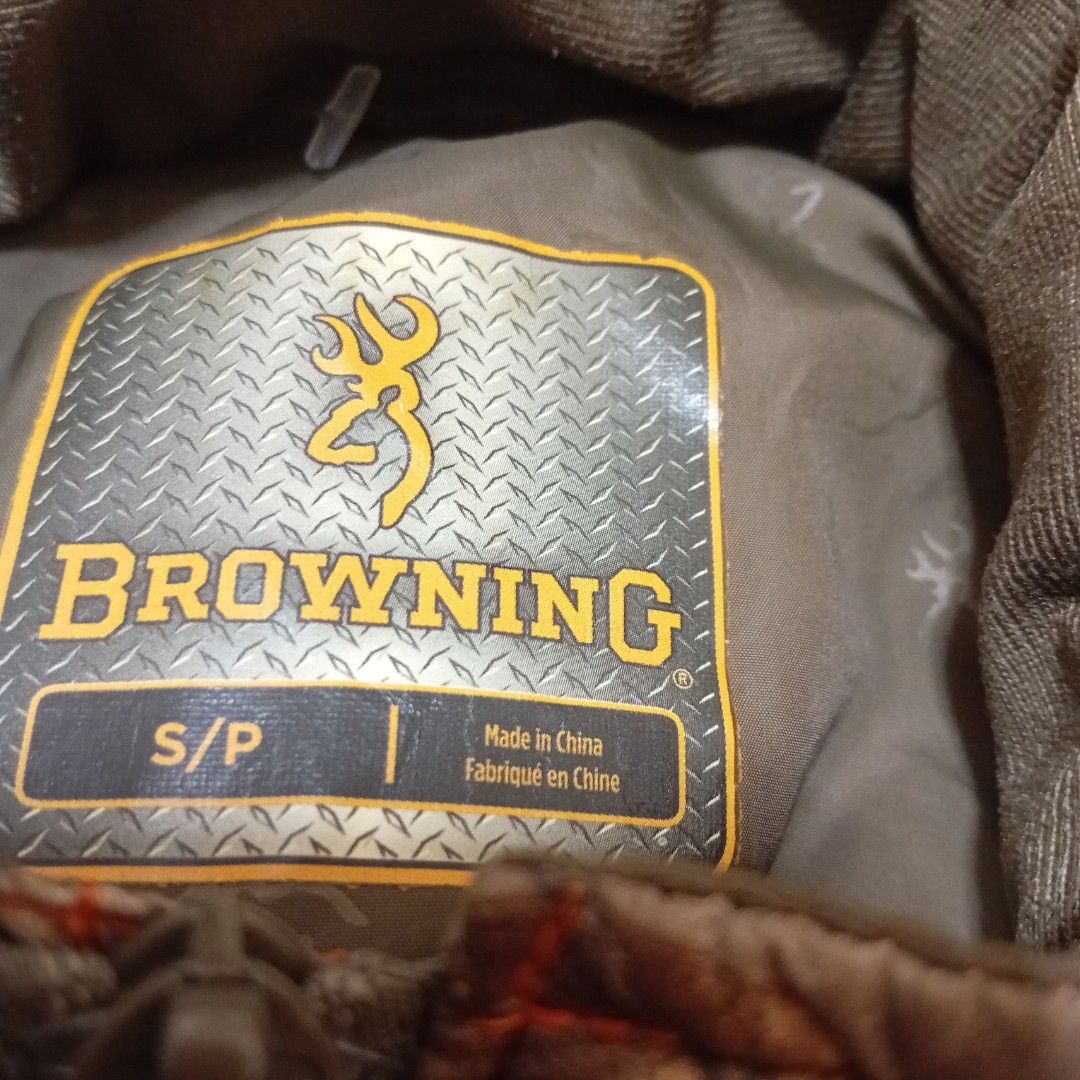 Real tree (Category: Coats, Jackets and Outerwear) located in Lingayen. Submitted by prince-cacatian (Listing ID 1465997616, Image 3). Description: DIMES: W22 L26 GOOD CONDITION Color rate 9.9/10 issue nasa picture may sulat.