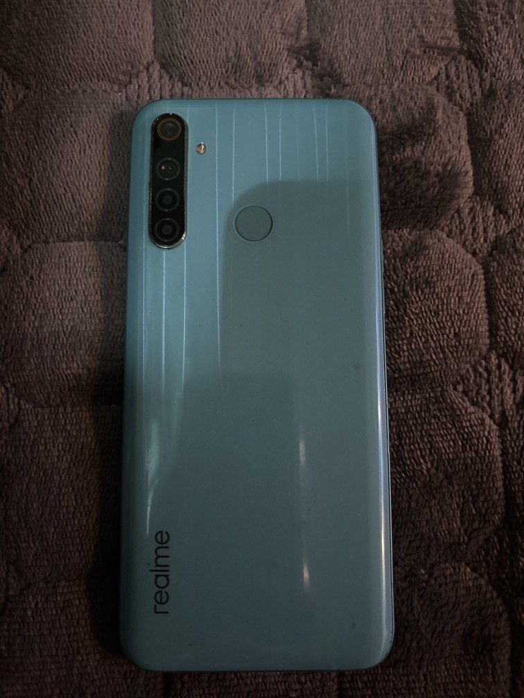Realme 6i Blue (Category: Realme) located in Binan City. Submitted by fashion_claims (Listing ID 1466089762, Image 3). Description: Still smooth, good for gaming, education, or work.
