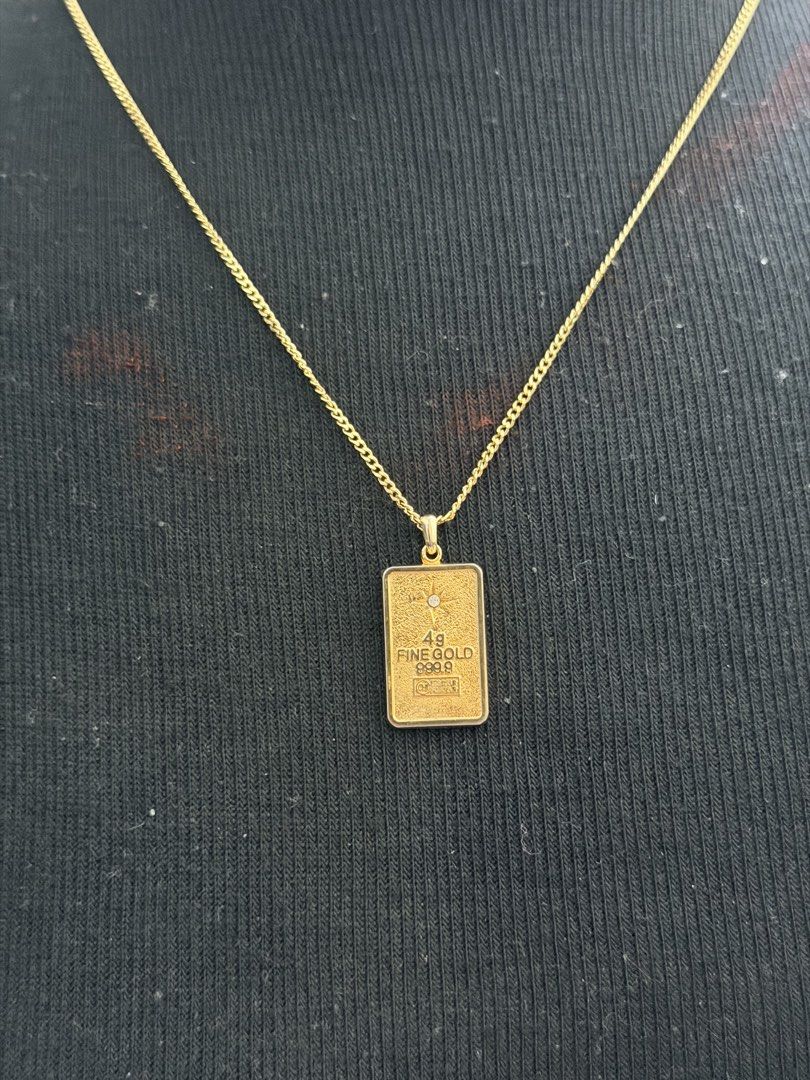 Rectangular pendants (Category: Necklaces) located in Pasig City. Submitted by smartshopping.ph (Listing ID 1466081429, Image 2). Description: Rectangular pendants K18GF marked Ingot pendant - 800 php Classic dog tag pendant - 800 php Pierre Cardin Vertical Bar - 800 php.