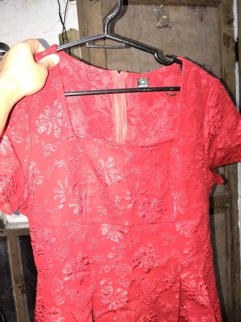 Red dress (Category: Dresses) located in San Mateo. Submitted by felizbautista (Listing ID 1465967455, Image 3). Description: Once used last xmas lang from shein Medium size 400 ko nabili 300 nalang free del if along the way sa work or near loc..