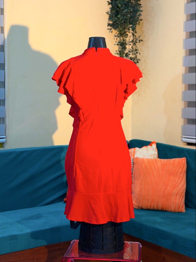Red Dress (Category: Dresses) located in San Pablo. Submitted by akari_kin (Listing ID 1466151637, Image 2). Description: Red Ruffles Knee Length Dress Neck Tie Short Sleeve Women's Size Small.