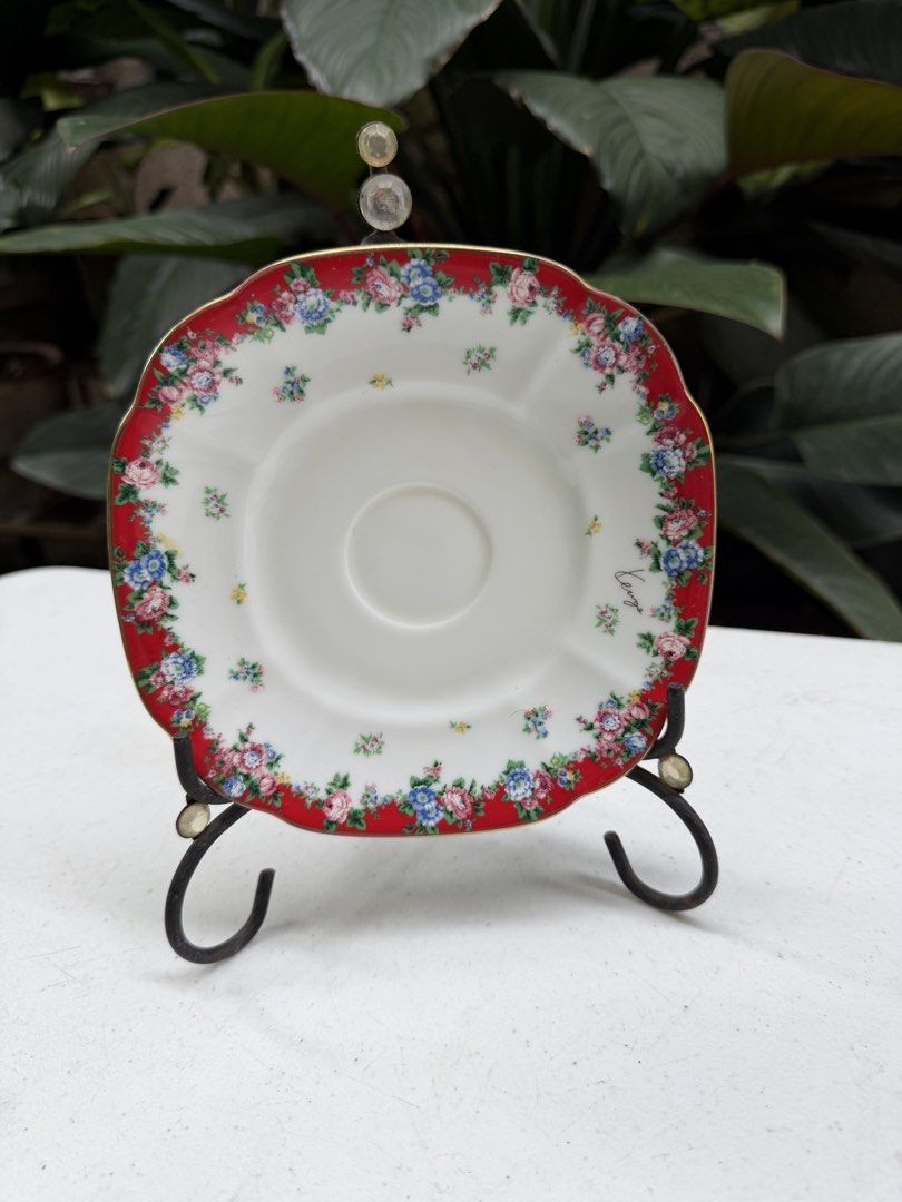 Red kenzo floral saucer (Category: Coffee & Tea Tableware) located in Davao. Submitted by parteawares2 (Listing ID 1466016124, Image 1). Description: Red kenzo floral saucer .