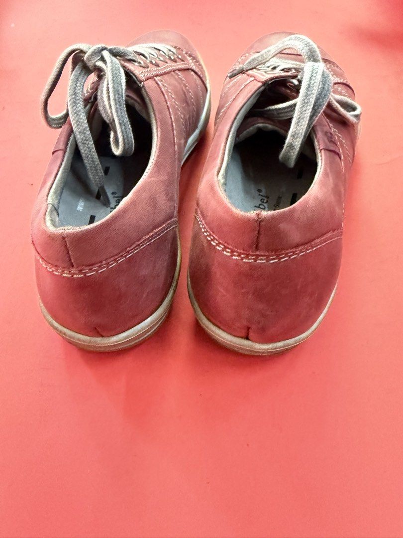 Red sneakers Italy (Category: Sneakers & Footwear) located in Manila. Submitted by urbanwear (Listing ID 1466080715, Image 3). Description: .