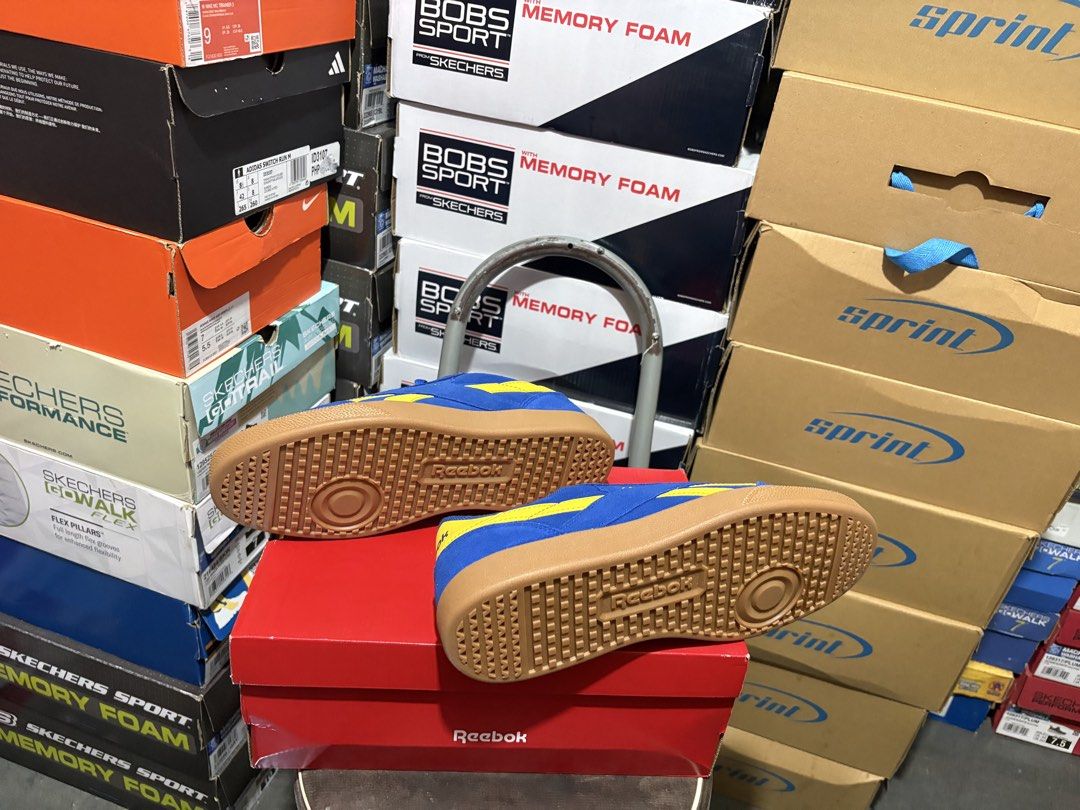 REEBOK SHOES FOR MENS (Category: Sneakers) located in Manila. Submitted by renalyn1994 (Listing ID 1466119755, Image 2). Description: REEBOK SHOES FOR MENS SIZE: 9.5 US Mens ORIGINAL BRANDNEW.