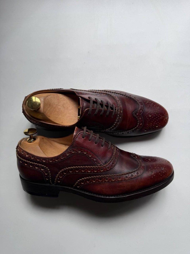 Regal Heritage Brogues Wingtip (Category: Casual Shoes) located in Cagayan de Oro. Submitted by thrift_crate.ph (Listing ID 1466098039, Image 2). Description: ʀᴇɢᴀʟ ʜᴇʀɪᴛᴀɢᴇ ʙᴜʀɢᴜɴᴅʏ ᴡɪɴɢᴛɪᴘ 𝟽ᴜs / 𝟸𝟻ᴄᴍ 𝐒𝐢𝐳𝐞: 7US / 25cm 𝐂𝐨𝐧𝐝𝐢𝐭𝐢𝐨𝐧 𝐫𝐚𝐭𝐞: 10/10 𝐂𝐨𝐥𝐨𝐫 𝐫𝐚𝐭𝐞: 10/10 Issue/s: NO ISSUES .
