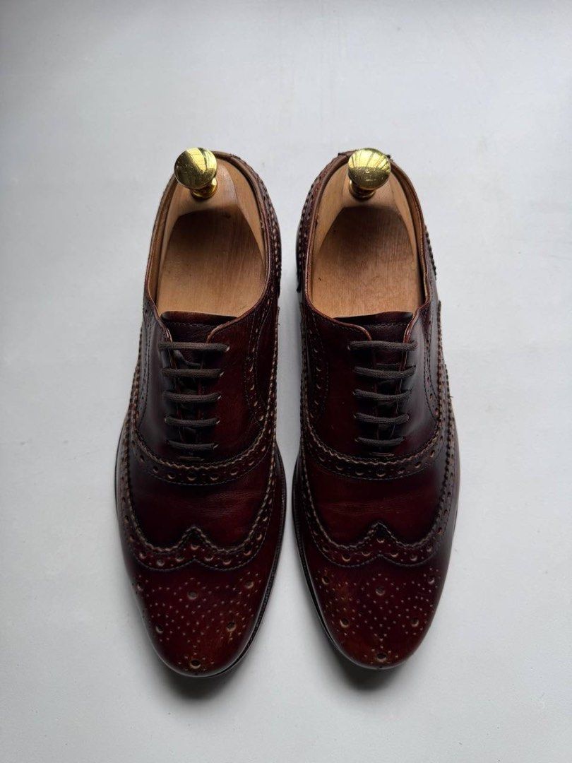 Regal Heritage Brogues Wingtip (Category: Casual Shoes) located in Cagayan de Oro. Submitted by thrift_crate.ph (Listing ID 1466098039, Image 1). Description: ʀᴇɢᴀʟ ʜᴇʀɪᴛᴀɢᴇ ʙᴜʀɢᴜɴᴅʏ ᴡɪɴɢᴛɪᴘ 𝟽ᴜs / 𝟸𝟻ᴄᴍ 𝐒𝐢𝐳𝐞: 7US / 25cm 𝐂𝐨𝐧𝐝𝐢𝐭𝐢𝐨𝐧 𝐫𝐚𝐭𝐞: 10/10 𝐂𝐨𝐥𝐨𝐫 𝐫𝐚𝐭𝐞: 10/10 Issue/s: NO ISSUES .