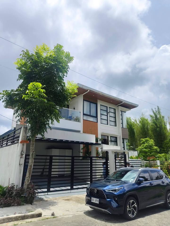 (Category: ) located in . Submitted by synergeticrealtyinc (Listing ID 1465966892, Image 1). Description: .