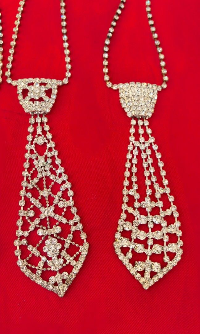 Rhinestone necktie take all Japan (Category: Necklaces) located in Tuguegarao City. Submitted by zenphoenix-7ad615 (Listing ID 1466017776, Image 2). Description: Rhinestone necktie Lot of 7.