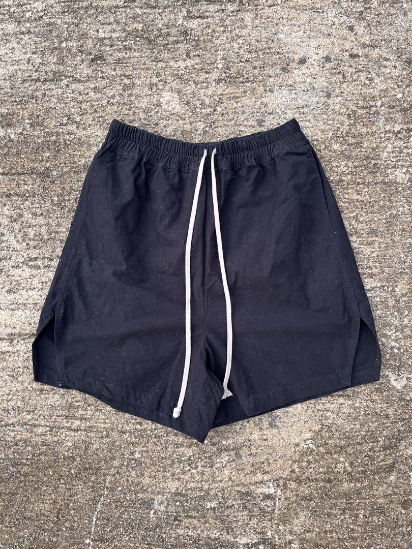 Rick Owens SUBHUMAN Black Drawstring Shorts (Category: Shorts) located in Candelaria. Submitted by excommunicado_ (Listing ID 1466069949, Image 1). Description: Rick Owens SUBHUMAN Black Drawstring Shorts Size small on tag Dimensions: Waistline - 26” to 32” Length - 19.5” Front rise - 15” Inseam - 4.5” Thigh - 12” Leg opening - 13” Excellent condition No issue Note: Feel free to ask questions before purchasing .