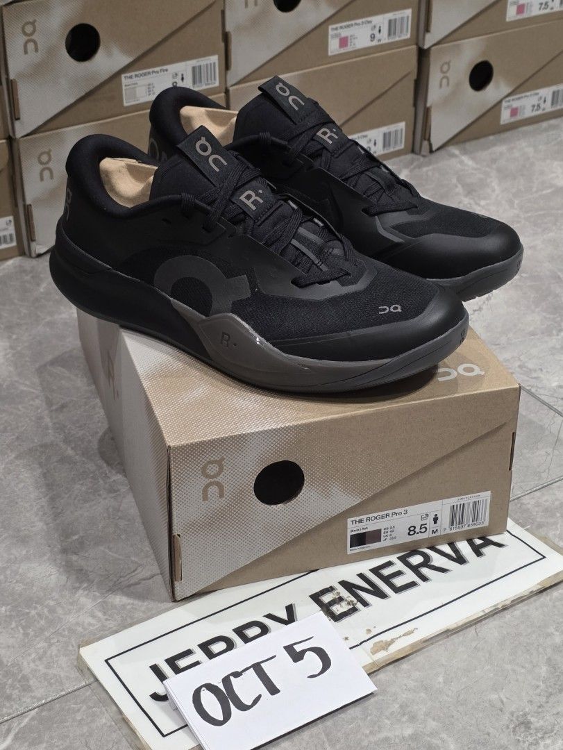 Roger Pro 3 Black Ash (Category: Sneakers) located in Manila. Submitted by bron.jenerva (Listing ID 1466053447, Image 1). Description: Roger Pro 3 Black Ash Brand new ~ On hand Men's Size 8.5 P12490✅️ ❗️Cash-on-pickup via LBC is ok 🤝DM to discuss options 💰MoP: BDO BPi 🛵Manila pickup or via Grab/lalamove 🚚We ship daily via LBC ⚠️Price may change without prior notice #rogerpro #blackash #pickleball.