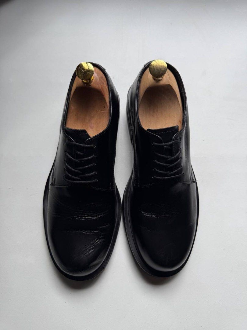 Romantic Move Derby (Category: Dress Shoes) located in Cagayan de Oro. Submitted by thrift_crate.ph (Listing ID 1466095762, Image 1). Description: ʀᴏᴍᴀɴᴛɪᴄ ᴍᴏᴠᴇ ᴅᴇʀʙʏ 𝟾ᴜs / 𝟸𝟼ᴄᴍ 𝐒𝐢𝐳𝐞: 8US / 26cm 𝐂𝐨𝐧𝐝𝐢𝐭𝐢𝐨𝐧 𝐫𝐚𝐭𝐞: 10/10 𝐂𝐨𝐥𝐨𝐫 𝐫𝐚𝐭𝐞: 10/10 Issue/s: NO ISSUES.