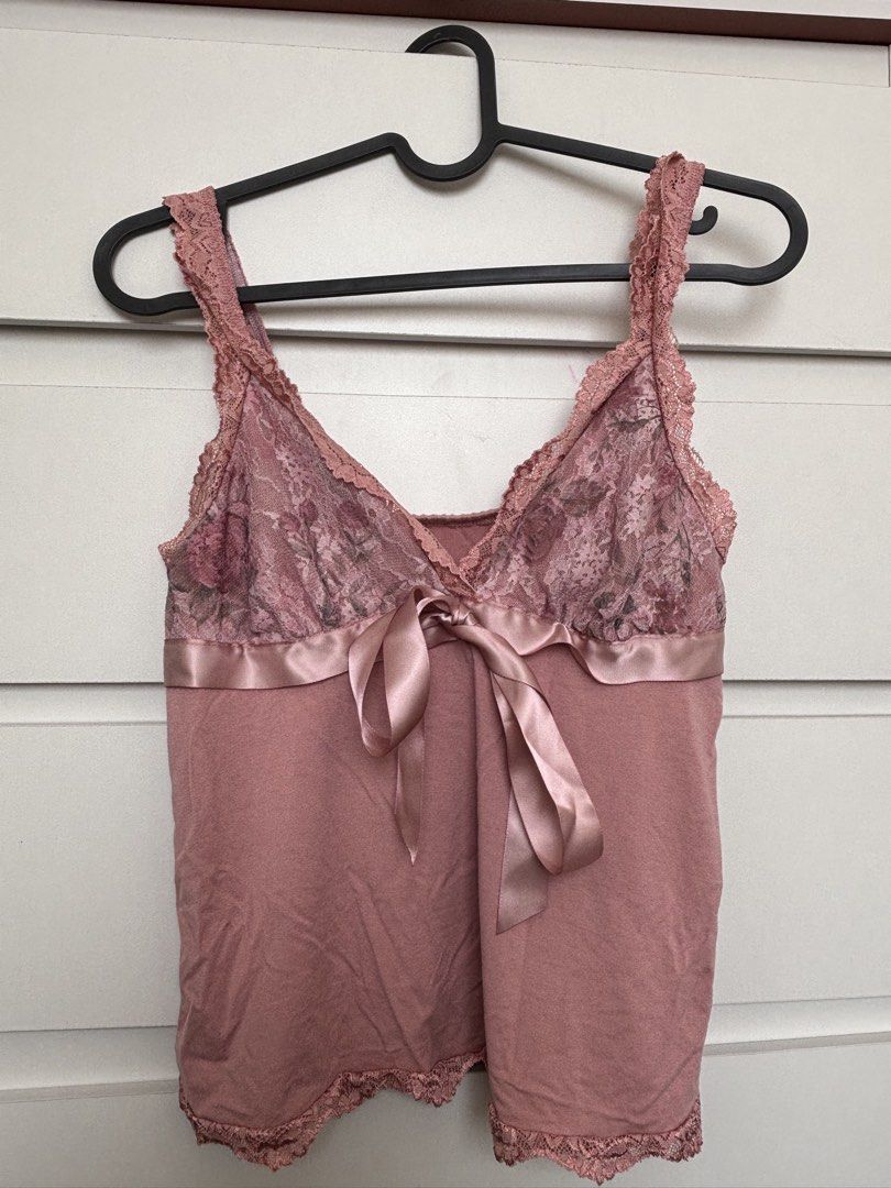 Romwe Dusty Pink Lace & Satin Bow Cami (Category: Sleeveless) located in Manila. Submitted by elianner (Listing ID 1465956409, Image 2). Description: Brand: Romwe Size: Small (US 4 / EUR 36) Material: 90.0% Viscose, 10.0% Elastane Condition: Brand New, Never Used RFS (Reason for Selling): Decluttering.