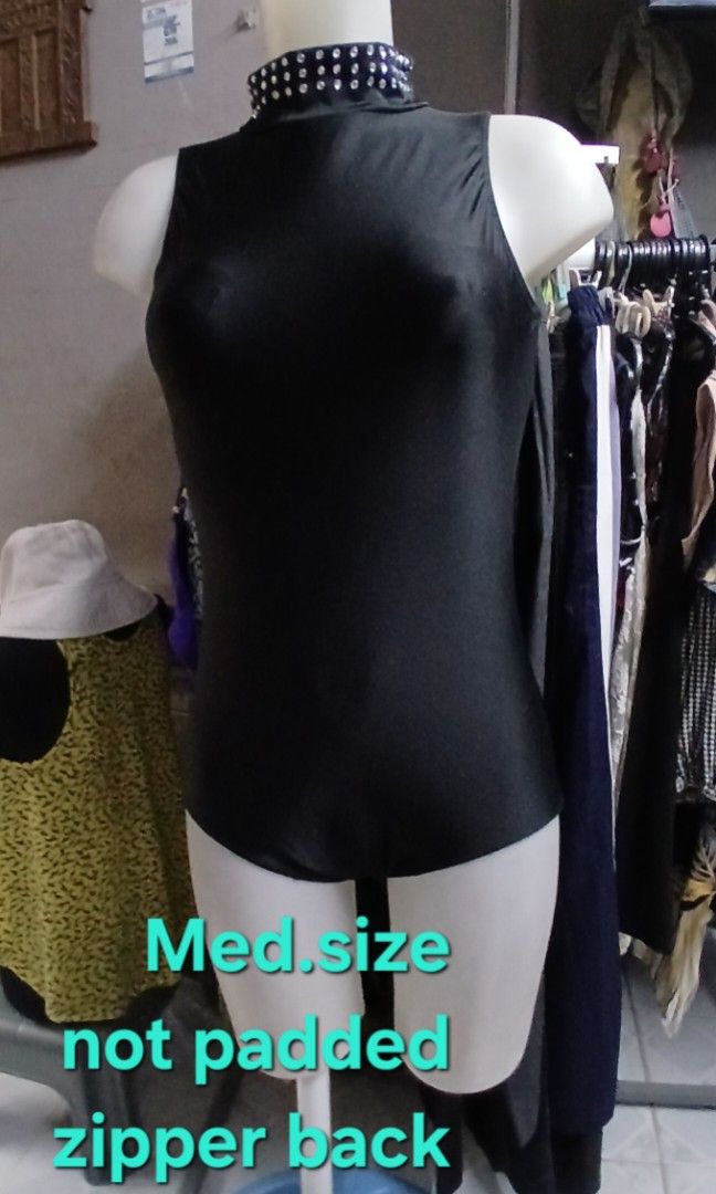 roundneck w/crystal (Category: Bikinis & Swimsuits) located in Quezon City. Submitted by charchartindahan (Listing ID 1466082054, Image 1). Description: 🔴thrift, kindly check the photo & need wash before use 🔴not padded, stretchy 🔴Gcash payment, by pick up & Jrs Express 🔴loc.near U.P Diliman Q.V C.