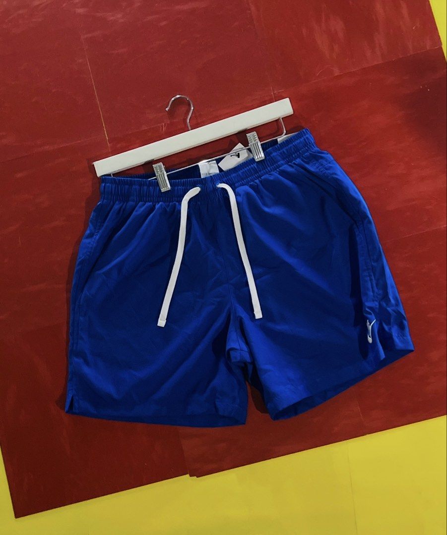Royal Blue Nike Woven (Category: Shorts) located in Quezon City. Submitted by akieo (Listing ID 1466148083, Image 1). Description: Classic V1 Royal blue Brand new with tag Price 1,600 only* Qc shipping available .