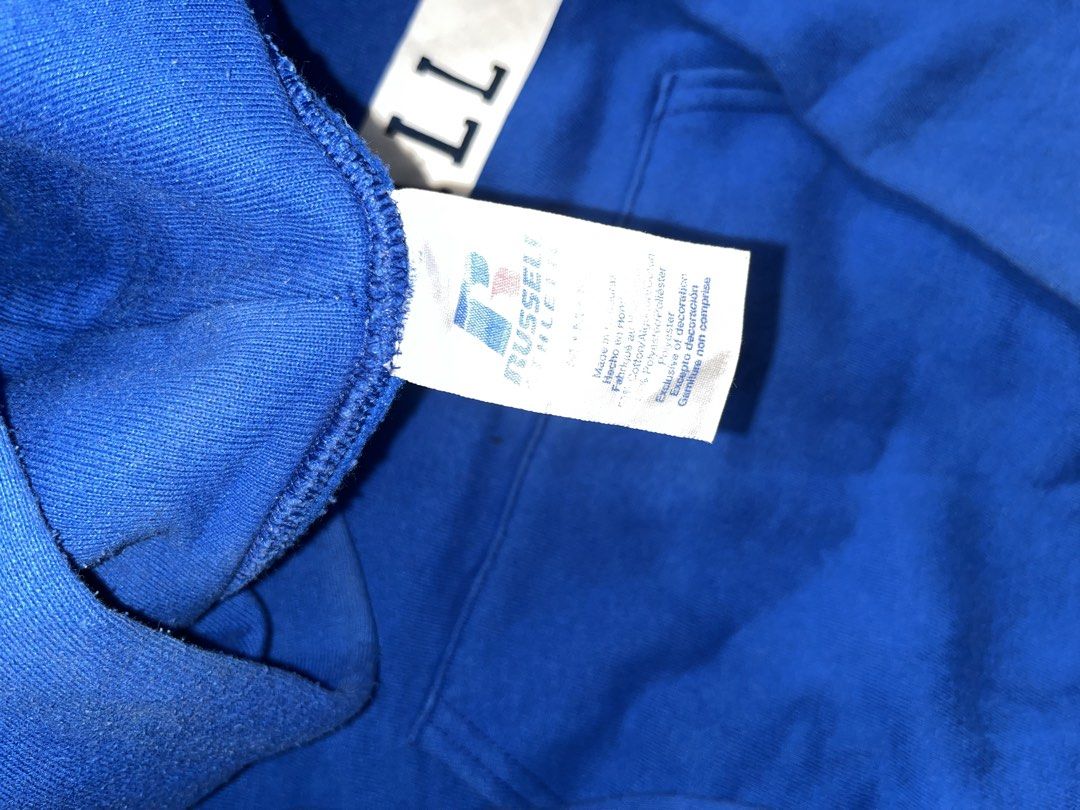Russell athletic (Category: Hoodies) located in Quezon City. Submitted by thriftshop_treasure (Listing ID 1466107759, Image 2). Description: Russell athletic 24x28.