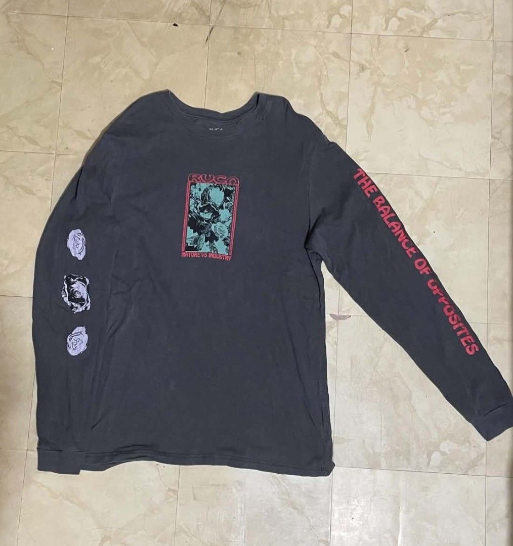 RVCA Long sleeve (Category: Activewear) located in Manila. Submitted by partidothrift (Listing ID 1466120318, Image 2). Description: .