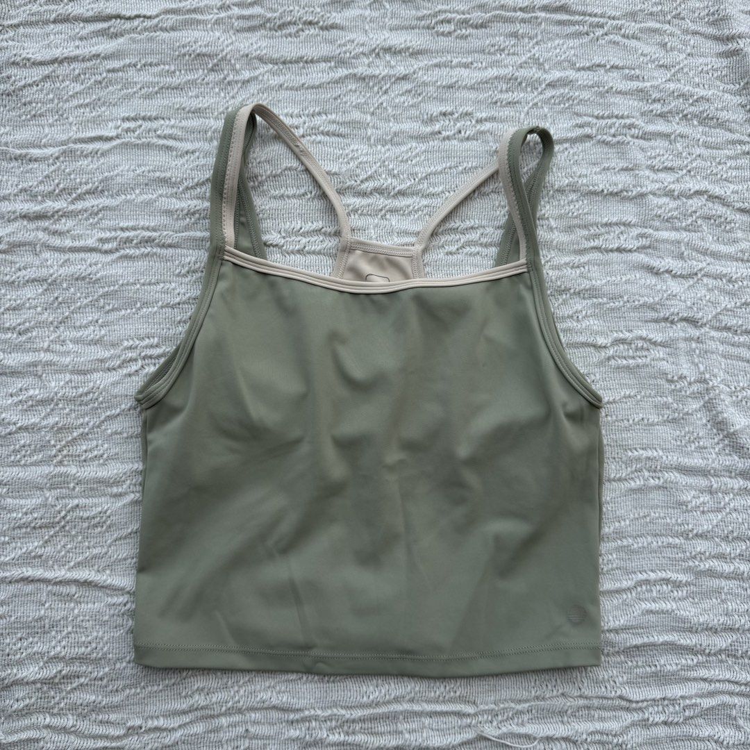 Sage Green Double Lining Strap Activewear Top (Category: Activewear) located in Manila. Submitted by thriftclub.ph (Listing ID 1466097127, Image 1). Description: ▫️Decluttering (too many sportswear!) ◻️ Fits Medium ⬜️ With pad slots, no pads ⚪️ Korean Brand (Errday).