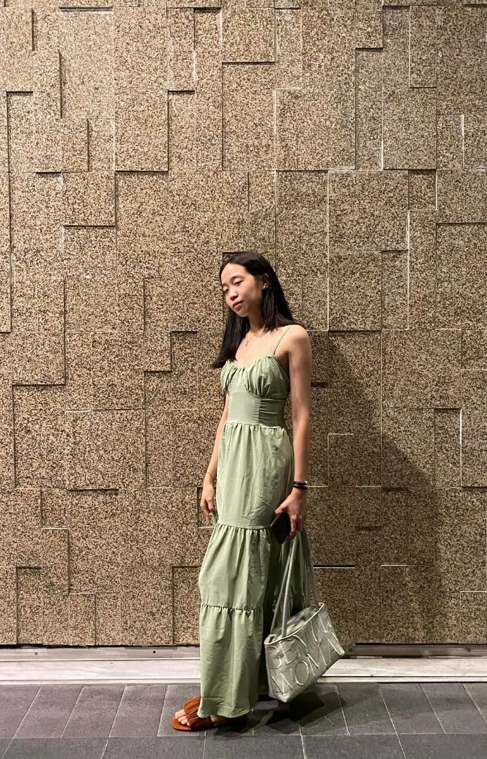 Sage Green Maxi Dress (Category: Dresses) located in Quezon City. Submitted by vanilyuh916 (Listing ID 1466143985, Image 1). Description: Xs-Small .