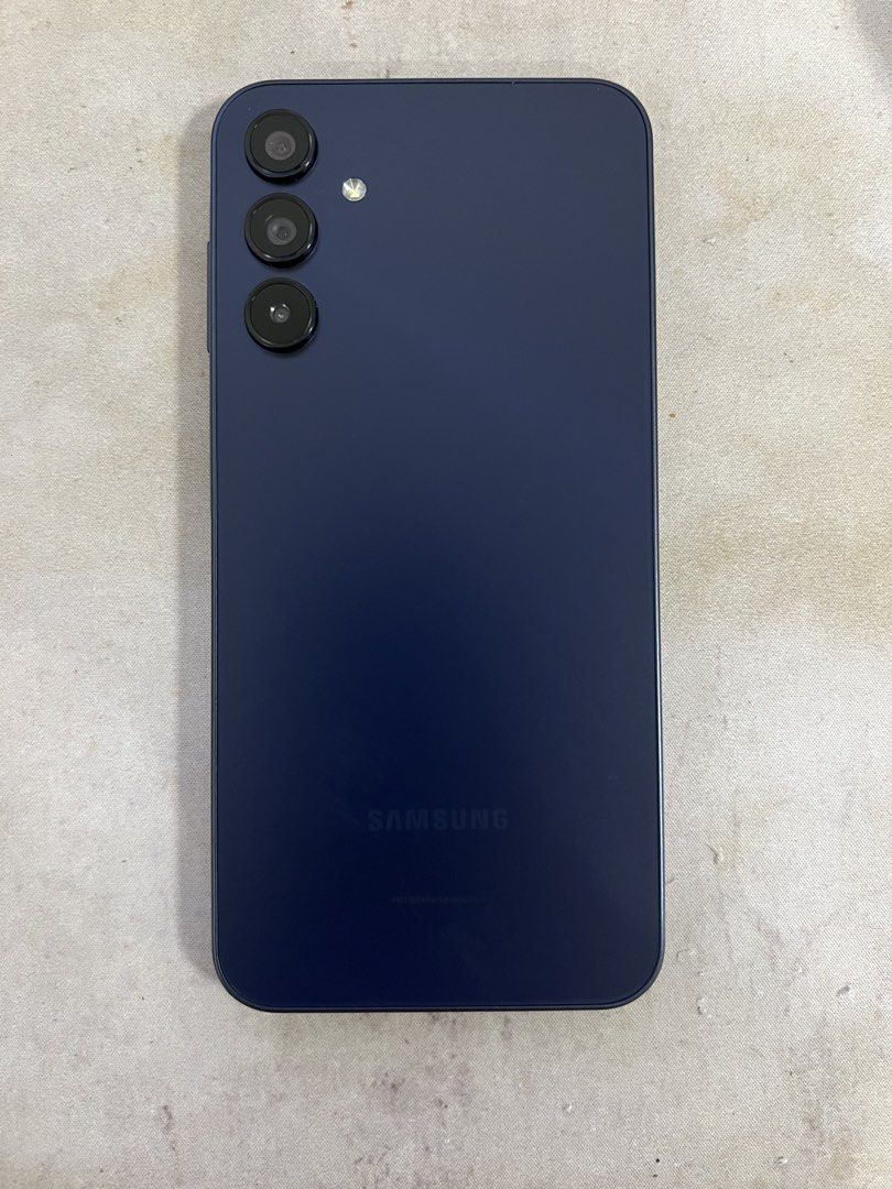 Samsung Galaxy A15 5G (Category: Samsung) located in La Trinidad. Submitted by r34gtrmidnight (Listing ID 1466113593, Image 1). Description: Samsung Galaxy A15 5G Dual Sim Smart Locked 4gb/128gb Very Slightly Used (Pinang hotspot lang) Tempered Glass and Case since day 1 Factory stickers still intact 99% smooth No box W/ unused charger head W/ unused samsung earphones QC/Pasig lalamove.