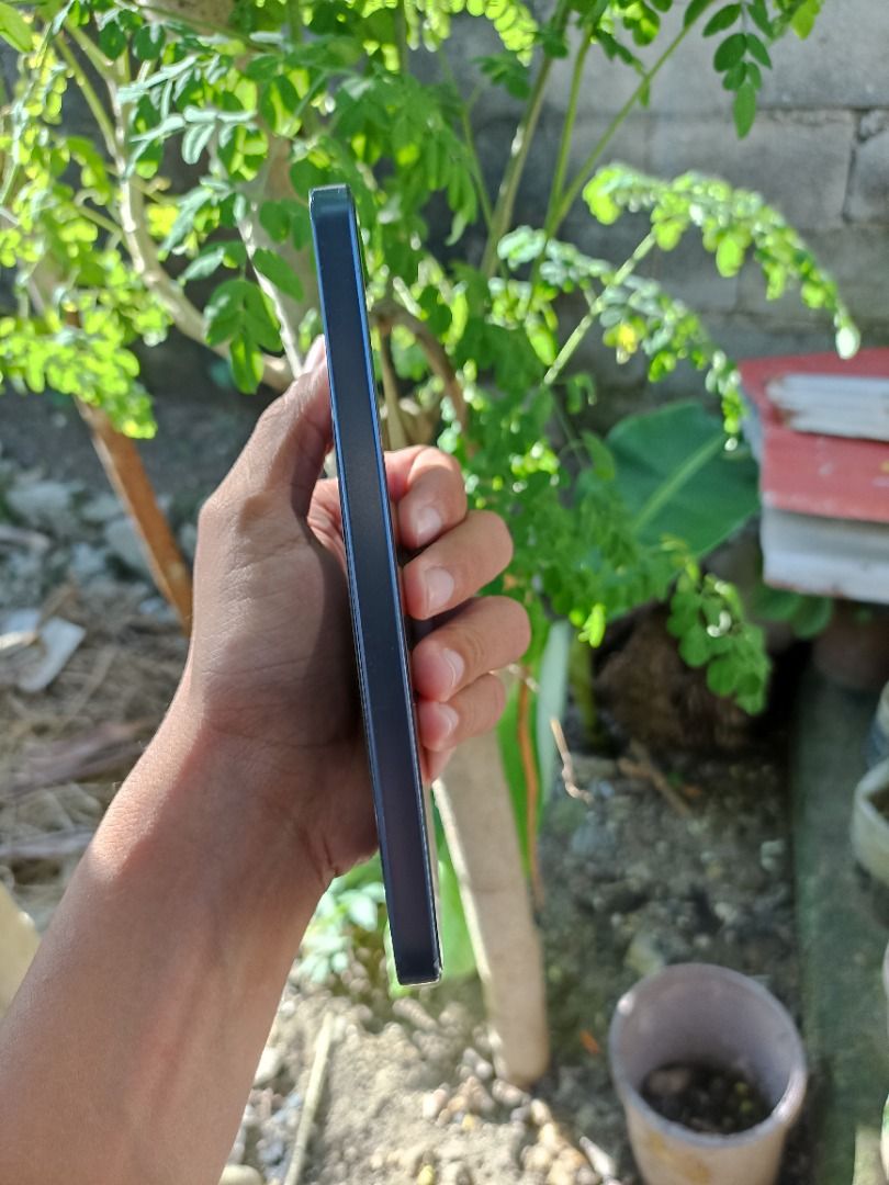 Samsung Galaxy a35 5G, 256gb (Category: Samsung) located in Caloocan City. Submitted by mightyturtle-5238f8 (Listing ID 1466116044, Image 3). Description: FS Samsung Galaxy a35 5G 256gb 8k slightly negotiable, almost 24k bili ko nung new release sya 16GB 8+8GB ram /256GB rom EXNOS 1380 (5nm) 5G processor(smooth gaming and everday use) SUPER AMOLED 120hz screen FINGERPRINT UNDER DISPLAY 5000 mah battery (makunat ngan fast charging) 50 MEGA PIXEL R