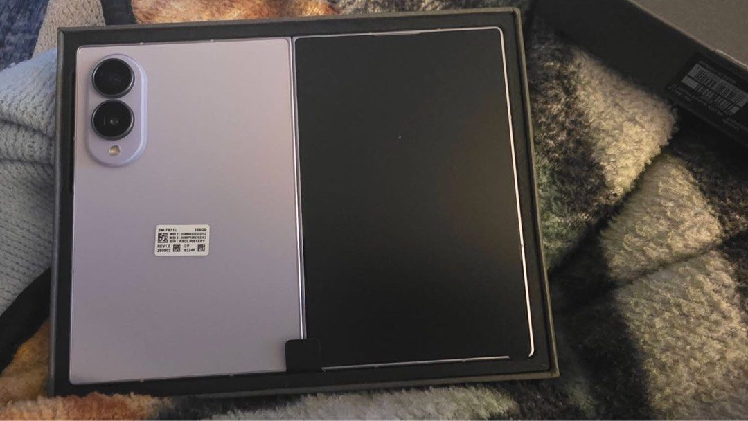 Samsung Galaxy Z Fold 8 (Category: Samsung) located in Manila. Submitted by marinele (Listing ID 1465987982, Image 1). Description: - Storage: 256GB - With the original charger and a clear original Samsung case - Can ask for more pictures - Price negotiable .
