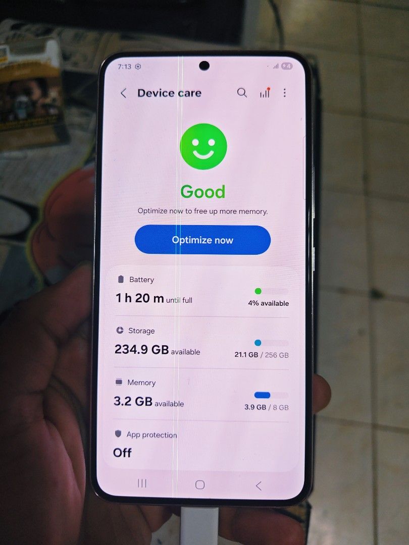 Samsung s22 5g (Category: Samsung) located in Malabon City. Submitted by haileysmit70567 (Listing ID 1465957104, Image 2). Description: 6490 Original samsung s22 5g 256gb rom 8gbram 6.1 dynamic amoled 2x display Snapdragon 8 Gen 1/exynos 2200 5g connection Super linaw cam Minor issue line as normal skit samsung All working or di nkakaafect s perf.