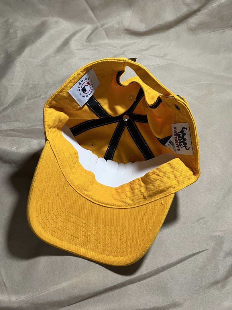 San Diego mustard yellow (Category: Caps & Hats) located in Quezon City. Submitted by headline. (Listing ID 1466108499, Image 3). Description: SD SAN DIEGO BY FF EMBROIDERY DADHAT ADJUSTABLE EXCELLENT CONDITION FOR ONLY:650php +SHIPPING FEE.