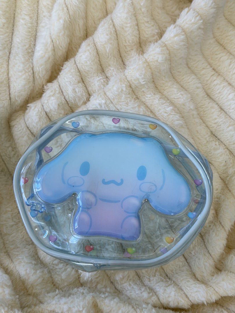 Sanrio Cinnamoroll Gummy Candy Pouch (Category: Other Merchandise) located in Manila. Submitted by cinnmoroll (Listing ID 1466104588, Image 1). Description: - minimal dirt on zipper line - cinna pendant on zipper with scratch/cracks from within lang.