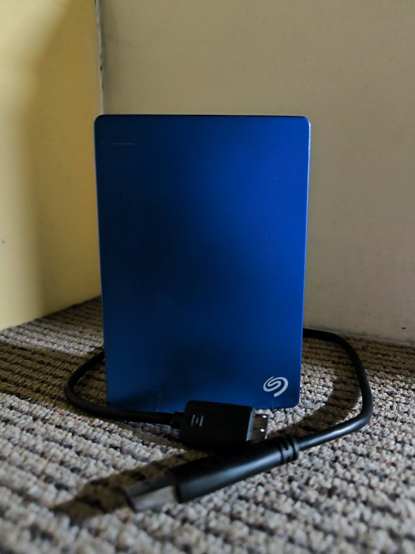 Seagate Backup Plus 4TB External Hard Drive Blue (Category: Hard Disks & Thumbdrives) located in Quezon City. Submitted by icemage47 (Listing ID 1466118137, Image 1). Description: Item: Seagate Backup Plus external hard drive Storage: 4TB storage Blue metal top cover with black plastic base. Stock: 3 Inclusion: Original USB cable..