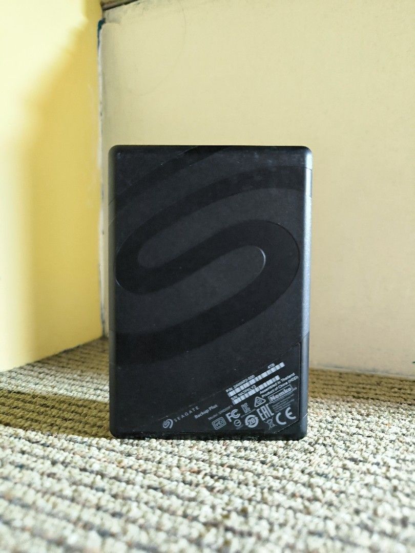 Seagate Backup Plus 4TB External Hard Drive Blue (Category: Hard Disks & Thumbdrives) located in Quezon City. Submitted by icemage47 (Listing ID 1466118137, Image 3). Description: Item: Seagate Backup Plus external hard drive Storage: 4TB storage Blue metal top cover with black plastic base. Stock: 3 Inclusion: Original USB cable..