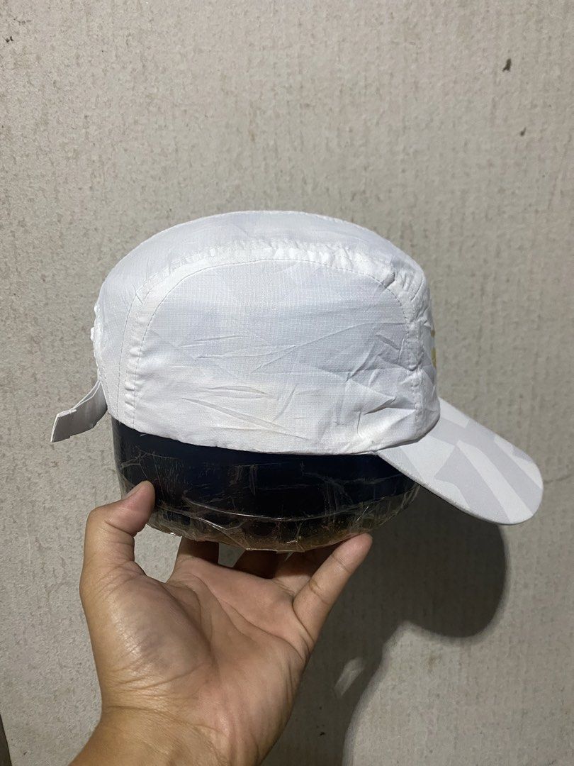 Selkirk Pickleball hat (Category: Caps & Hats) located in Puerto Princesa. Submitted by earlpogitrhift (Listing ID 1466030497, Image 2). Description: One size fits all Excellent condition .