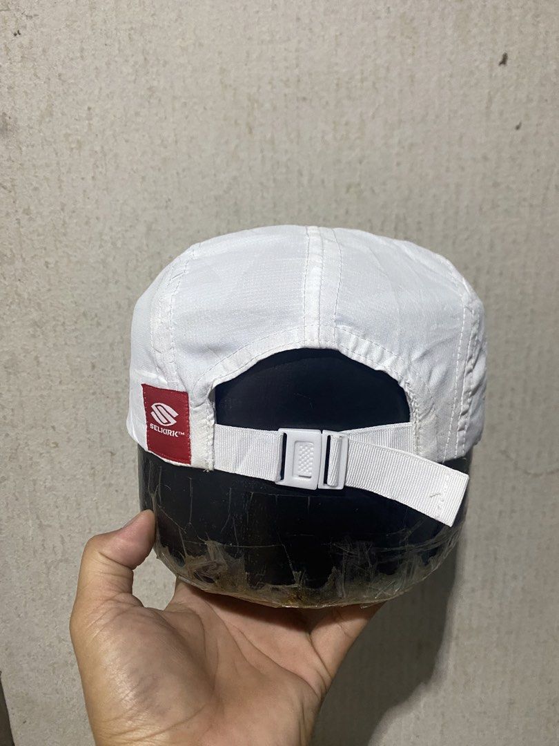 Selkirk Pickleball hat (Category: Caps & Hats) located in Puerto Princesa. Submitted by earlpogitrhift (Listing ID 1466030497, Image 3). Description: One size fits all Excellent condition .