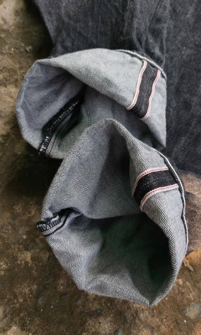 Selvedge Denim Black (Category: Jeans) located in Caloocan City. Submitted by cogeothriftapparel (Listing ID 1465958555, Image 3). Description: ‎Discription: Mbbacar Selvedge Denim Black ‎ ‎darkraw selvedge denim jeans featuring distinctive white contrast stitching and cuffed hems. ‎ ‎Size in inches: ‎Waist: 38 ‎ ‎Lenght: 41 ‎ ‎Leg Opening: 9 ‎ ‎Condition: Excellent ‎ ‎Price: 949 plus ship ‎ ‎Disclaimer: ‎ ‎This item/piece is thrifted, manage you