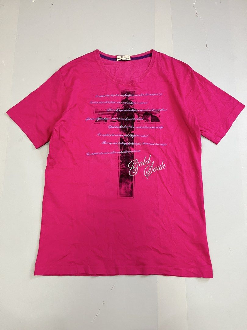 Semantic Design Gold Souk Pink T-Shirt Size LL (Category: Shirts) located in Mabalacat. Submitted by aas_thriftfings (Listing ID 1465994780, Image 1). Description: .