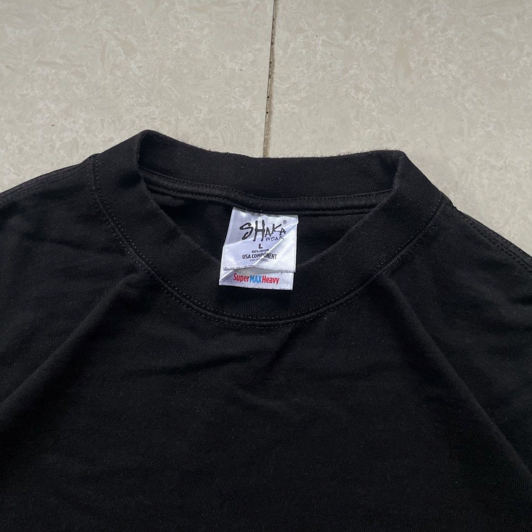 SHAKA WEAR TEE (Category: Activewear) located in Liloan. Submitted by retro_ken_finds (Listing ID 1465965790, Image 3). Description: (SHAKA) 📐𝐌𝐞𝐚𝐬𝐮𝐫𝐞𝐦𝐞𝐧𝐭 ( 𝒊𝒏 𝒊𝒏𝒄𝒉𝒆𝒔 ) ᴡɪᴅᴛʜ: 22 | ʟᴇɴɢᴛʜ: 31 • ᴄᴏɴᴅɪᴛɪᴏɴ: 9/10 • ᴄᴏʟᴏʀ ʀᴀᴛᴇ: 9/10 _______________________________ 🅼🅸🅽🅴: 500.
