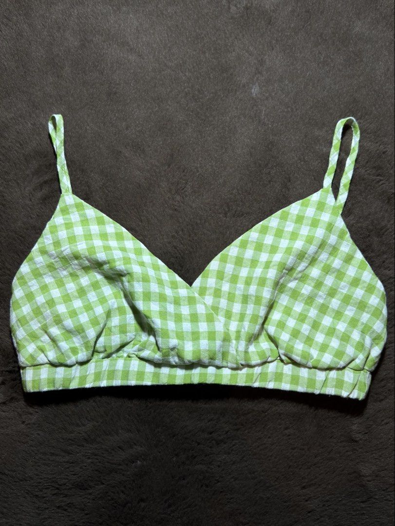SHEIN gingham bralette top (Category: Bikinis & Swimsuits) located in Valenzuela. Submitted by julijulyxoxo (Listing ID 1466099348, Image 1). Description: MOP: maribank, gcash, maya MOD: J&T Express Item is unwashed. Please wash immediately before wearing! 📍san miguel bulacan.